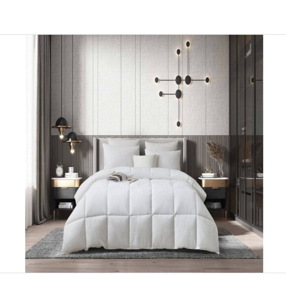 Martha Stewart Down Alternative All Season Comforter, King - White - Picture 1 of 1
